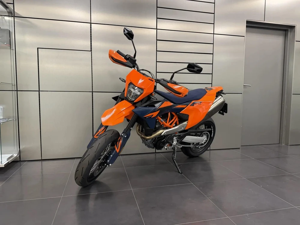 690 SMC R Base 690 SMC R