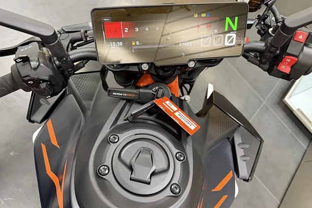990 Duke R Base 990 Duke R фото 8