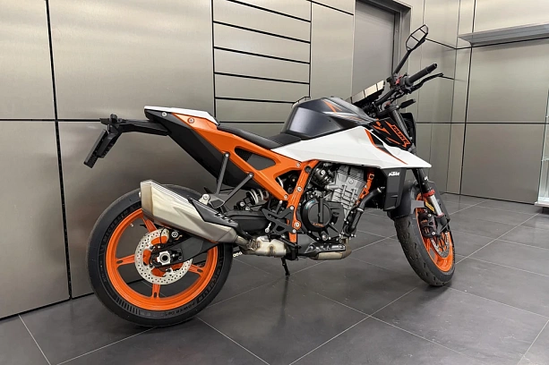 990 Duke R Base 990 Duke R фото 5