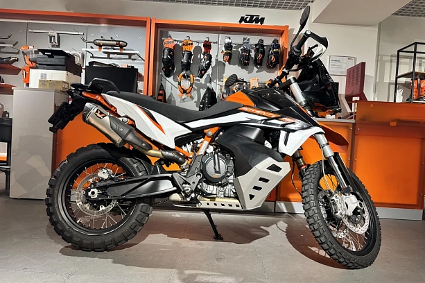 890 Adventure R Base 890 Adventure R фото 1